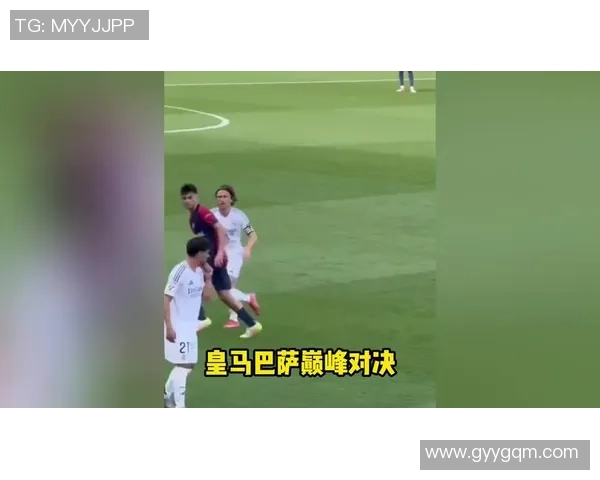巴萨与埃瓦尔精彩对决全场回顾与精彩瞬间分析